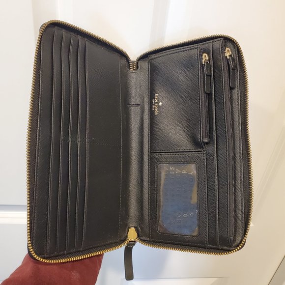 Kate Spade black large wallet. NWOT. - Picture 5 of 8